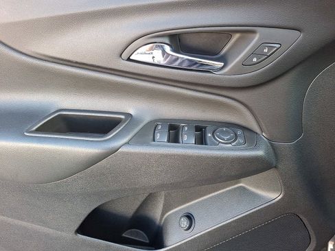 Used 2023 Chevrolet Equinox LT image 13