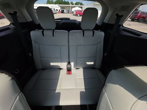 New 2026 Ford Explorer Platinum w/ LUX Leather Package AWD/4WD image 23