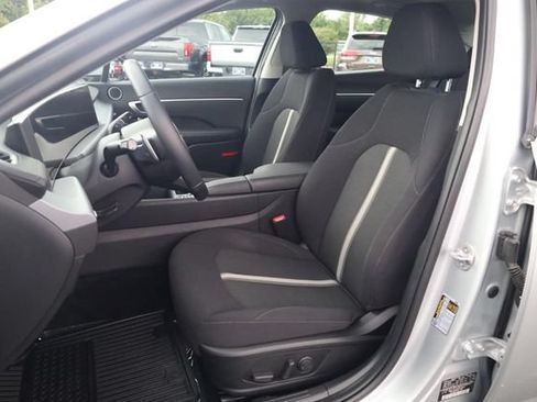 Used 2024 Hyundai Sonata SEL w/ Convenience Package FWD image 19