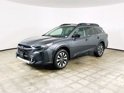 Used 2023 Subaru Outback Limited AWD/4WD image 3