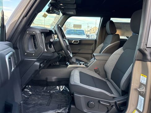 New 2025 Ford Bronco Big Bend image 7