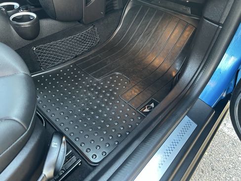 Used 2011 MINI Cooper S image 20