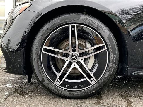 New 2026 Mercedes-Benz E 350 4MATIC Sedan image 12