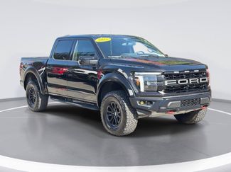 Used 2025 Ford F150 Raptor AWD/4WD video 1