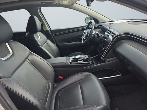 Certified 2022 Hyundai Tucson Limited AWD/4WD image 18