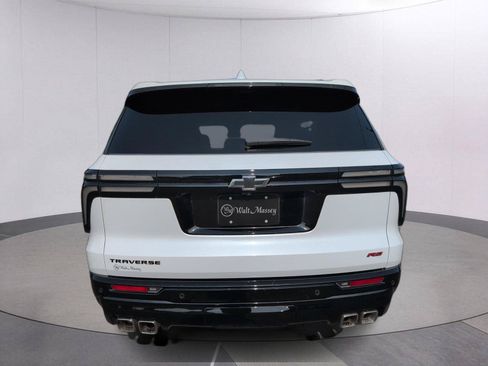 Certified 2026 Chevrolet Traverse RS w/ LPO, Floor Liner Package FWD image 6
