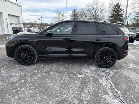 Certified 2023 Lincoln Corsair Standard w/ Equipment Group 101A image 2