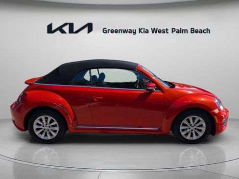 Used 2019 Volkswagen Beetle 2.0T S image 9