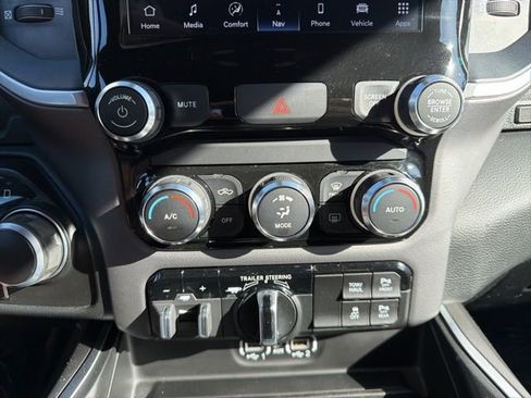 Used 2022 RAM 1500 Big Horn w/ Trailer Tow Group image 27