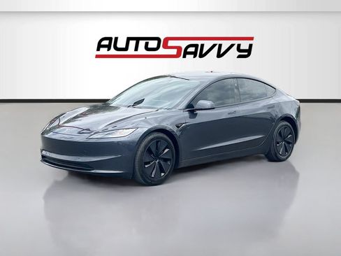 Used 2025 Tesla Model 3 Long Range AWD/4WD image 3