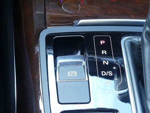 Used 2018 Audi A6 3.0T Premium Plus w/ Premium Plus Package image 26