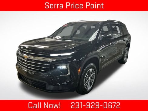 Certified 2026 Chevrolet Traverse LT image 1