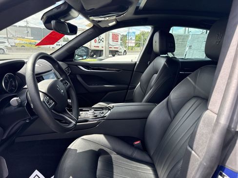 Used 2022 Maserati Levante GT image 11