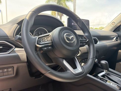 Used 2025 MAZDA CX-5 AWD 2.5 S w/ Preferred Package image 22