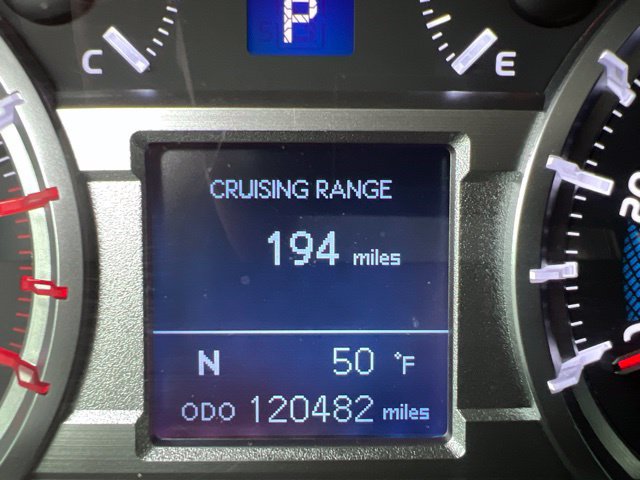 Used 2018 Toyota 4Runner SR5 AWD/4WD image 11