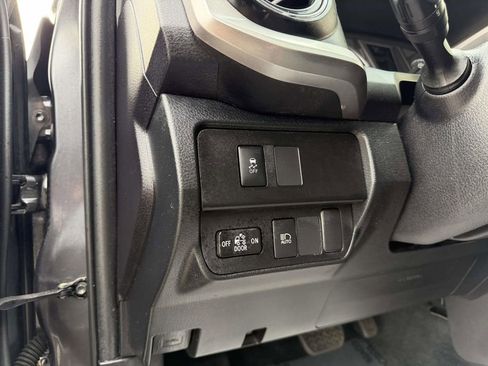 Used 2020 Toyota Tacoma SR5 image 30