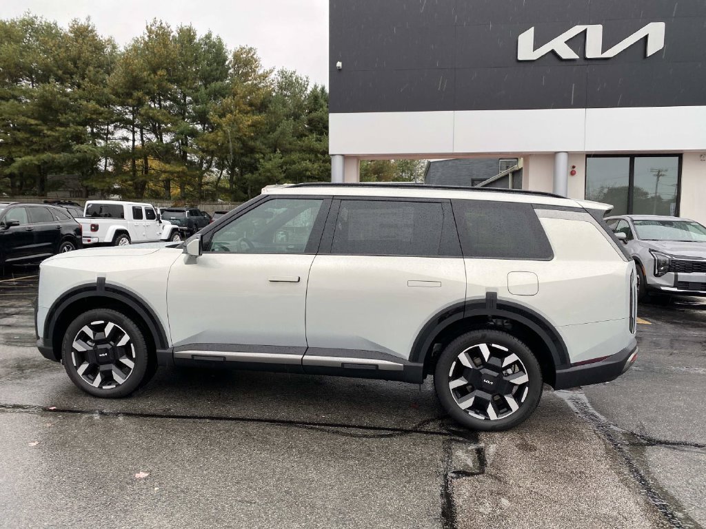 New 2027 Kia Telluride S w/ Towing Package AWD/4WD image 2