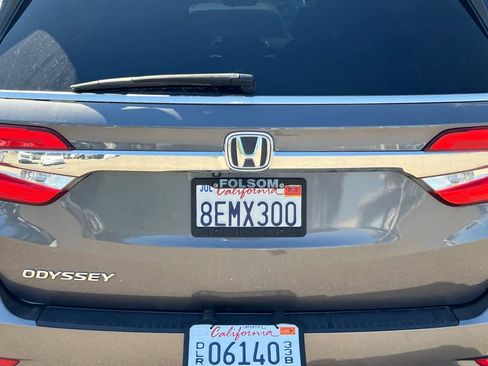 Used 2018 Honda Odyssey EX-L image 19