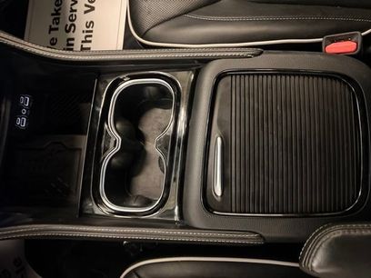 Used 2025 Chrysler Pacifica Limited