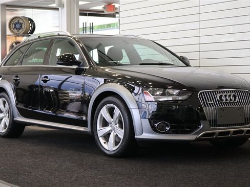 Used 2013 Audi A4 Premium w/ Convenience Pkg AWD/4WD image 2