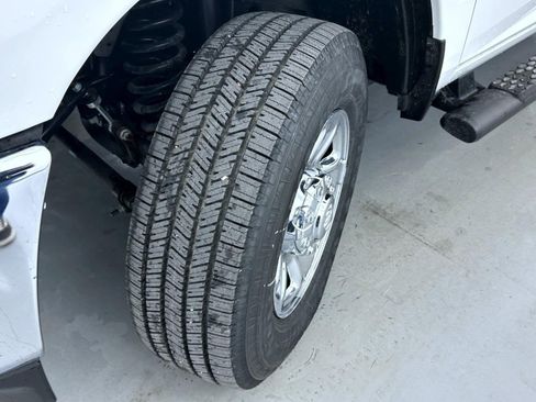New 2026 RAM 2500 Tradesman AWD/4WD image 23