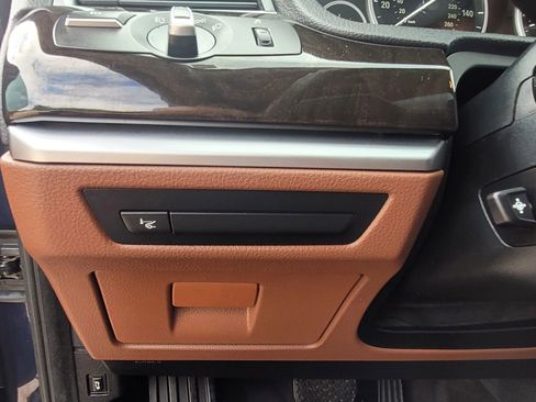 Used 2012 BMW 535i xDrive AWD/4WD image 49