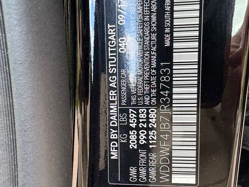 Used 2018 Mercedes-Benz C 300 Sedan image 24