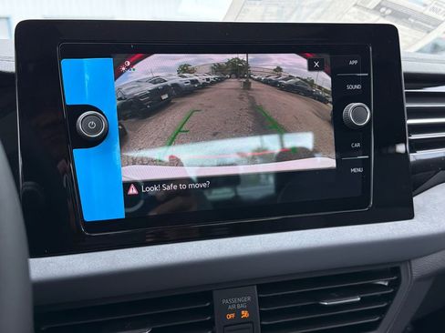 New 2026 Volkswagen Jetta SE FWD image 31