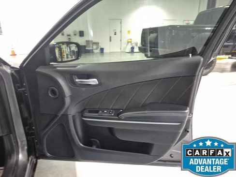 Used 2022 Dodge Charger SXT RWD image 35