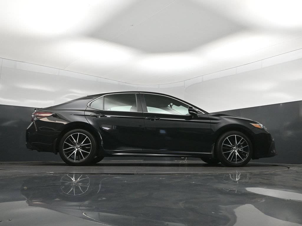 Used 2023 Toyota Camry SE FWD image 43