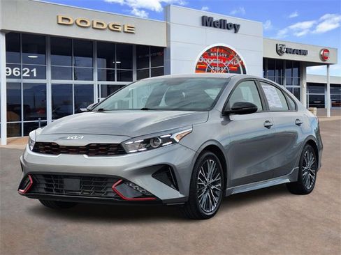 Used 2023 Kia Forte GT-Line w/ GT-Line Premium Package image 2