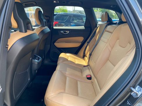 Used 2018 Volvo XC60 T6 Inscription AWD/4WD image 21