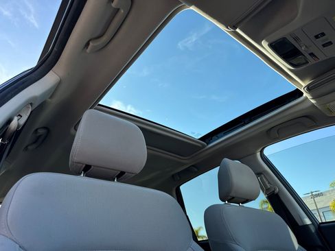 Used 2017 Subaru Forester 2.5i Premium image 10