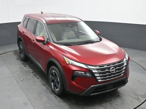 Used 2025 Nissan Rogue SV AWD/4WD image 36