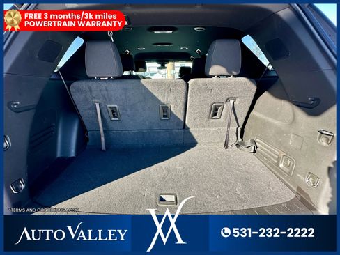 Used 2023 Chevrolet Traverse LT AWD/4WD image 39