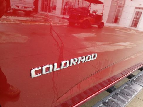 Certified 2019 Chevrolet Colorado LT image 30