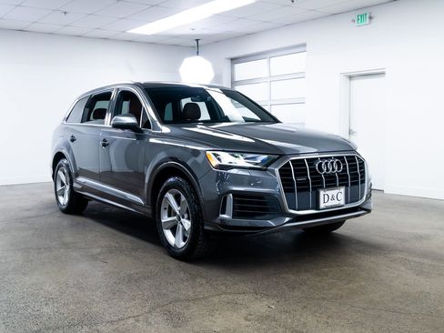 Used 2021 Audi Q7 3.0T Premium AWD/4WD image 26