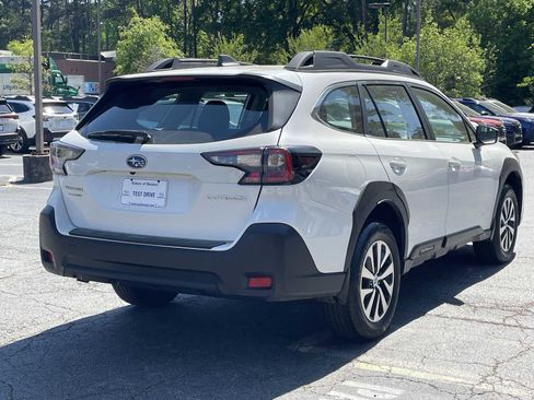 Used 2024 Subaru Outback AWD/4WD image 4