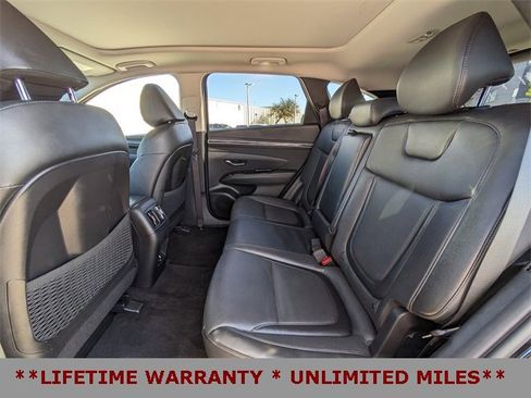 Used 2024 Hyundai Tucson Limited image 16