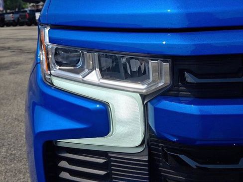 Used 2025 Chevrolet Silverado 1500 RST w/ Convenience Package II AWD/4WD image 10