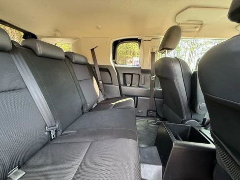 Used 2010 Toyota FJ Cruiser 4WD image 14