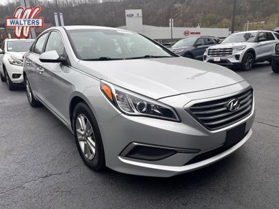 Used 2017 Hyundai Sonata SE