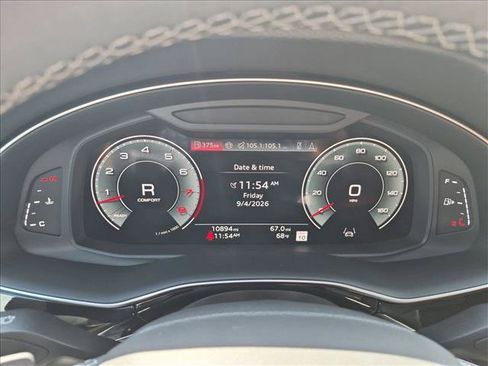 Used 2025 Audi Q8 Premium Plus AWD/4WD image 11