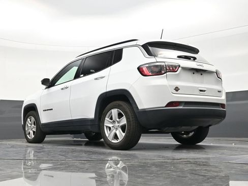 Used 2022 Jeep Compass Latitude FWD image 22