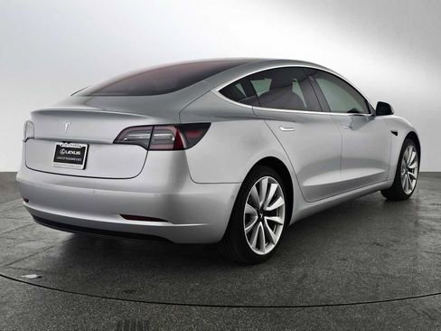 Used 2018 Tesla Model 3 Long Range image 3