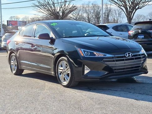 Used 2020 Hyundai Elantra SEL image 3