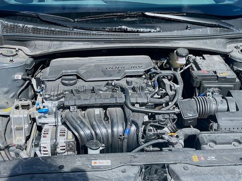 Used 2025 Hyundai Elantra Sport FWD image 27