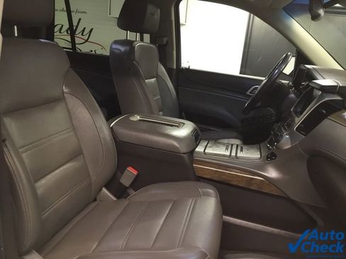 Used 2019 GMC Yukon Denali image 36