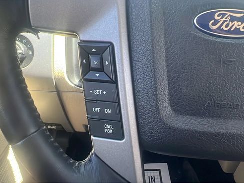 Used 2016 Ford Expedition Limited w/ Equipment Group 301A RWD image 13