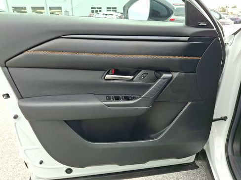 Certified 2024 MAZDA CX-50 AWD 2.5 S w/ Cargo Package image 14